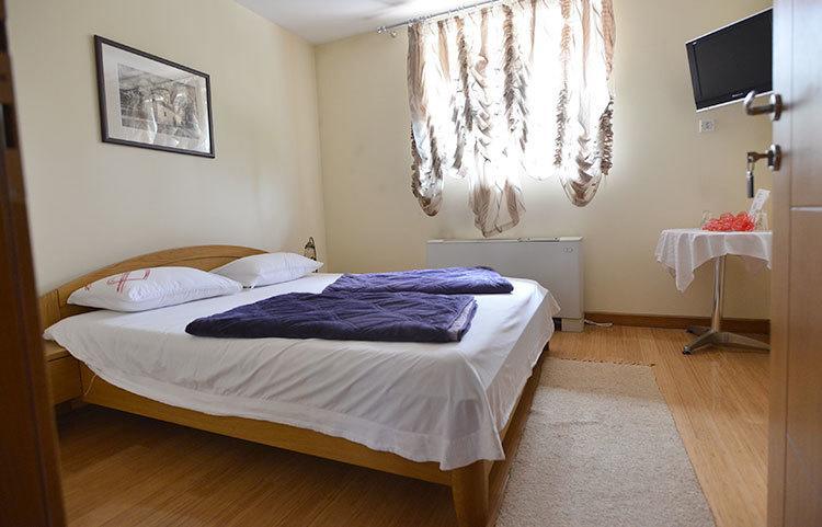 Motel Kneginja Τσάτσακ Δωμάτιο φωτογραφία