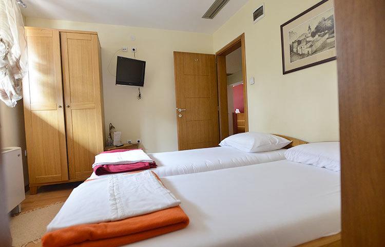 Motel Kneginja Τσάτσακ Δωμάτιο φωτογραφία